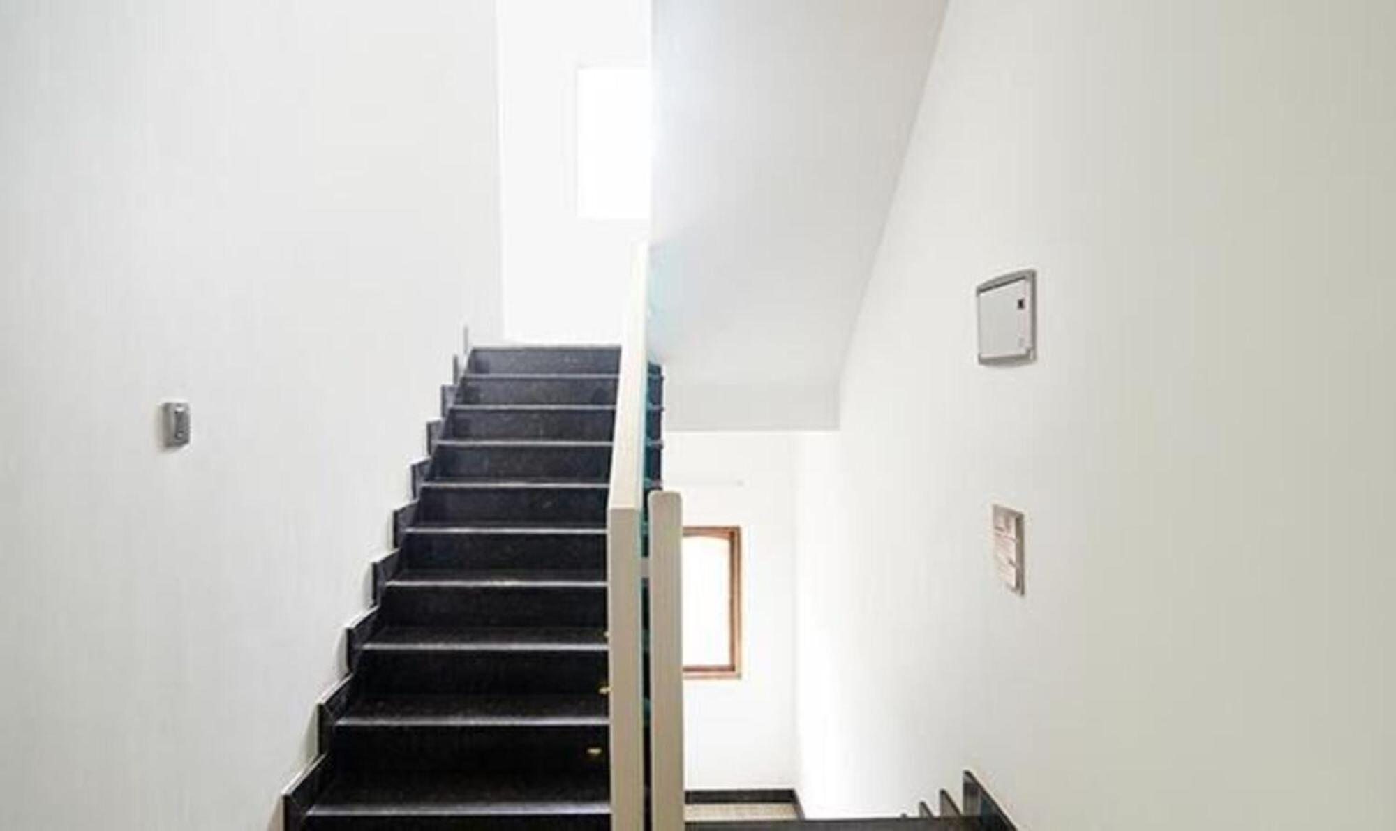 Hotel Fabexpress Paroza
